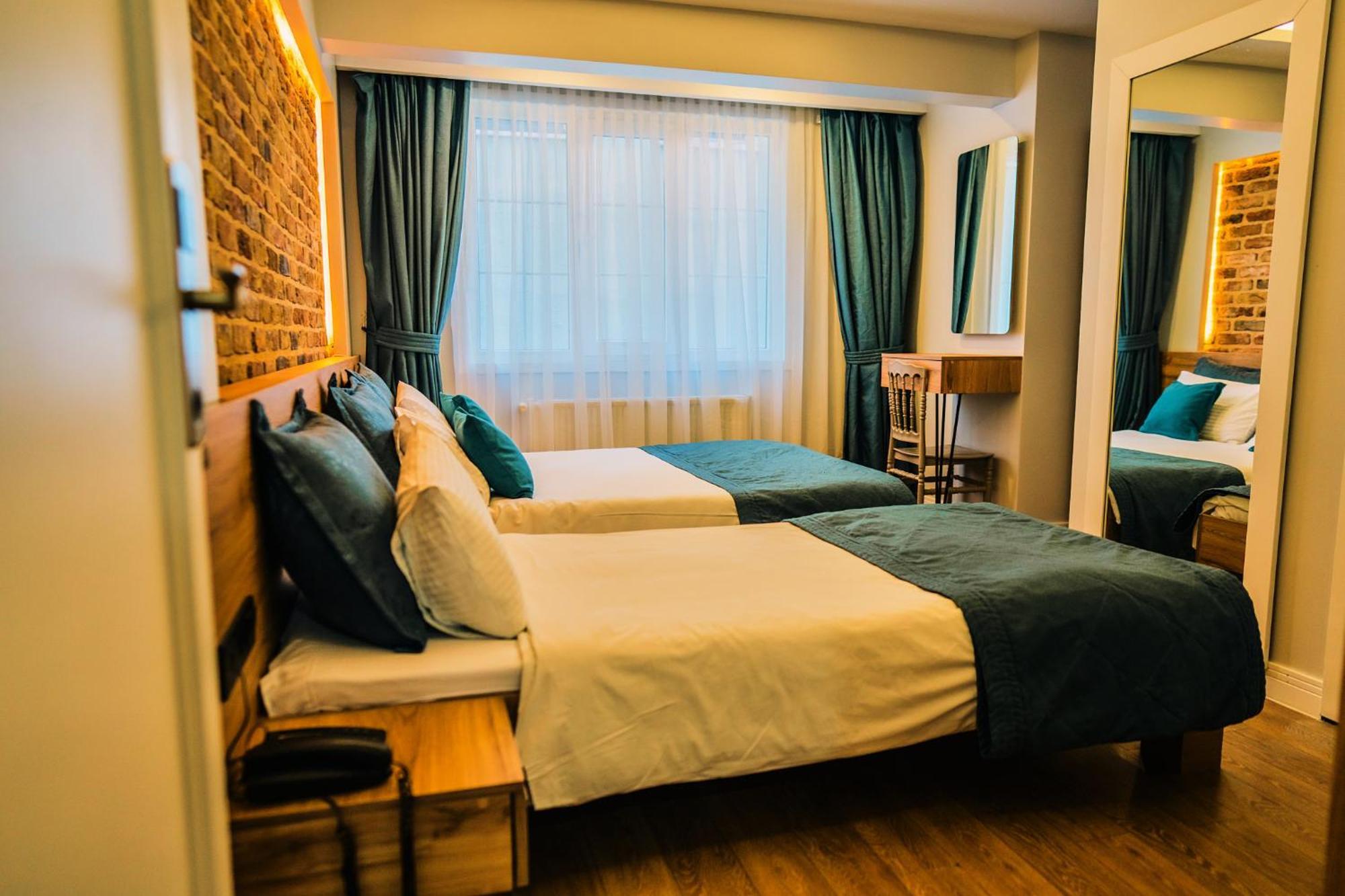 Taksim Santa Lucia Hotel Istanbul Eksteriør bilde