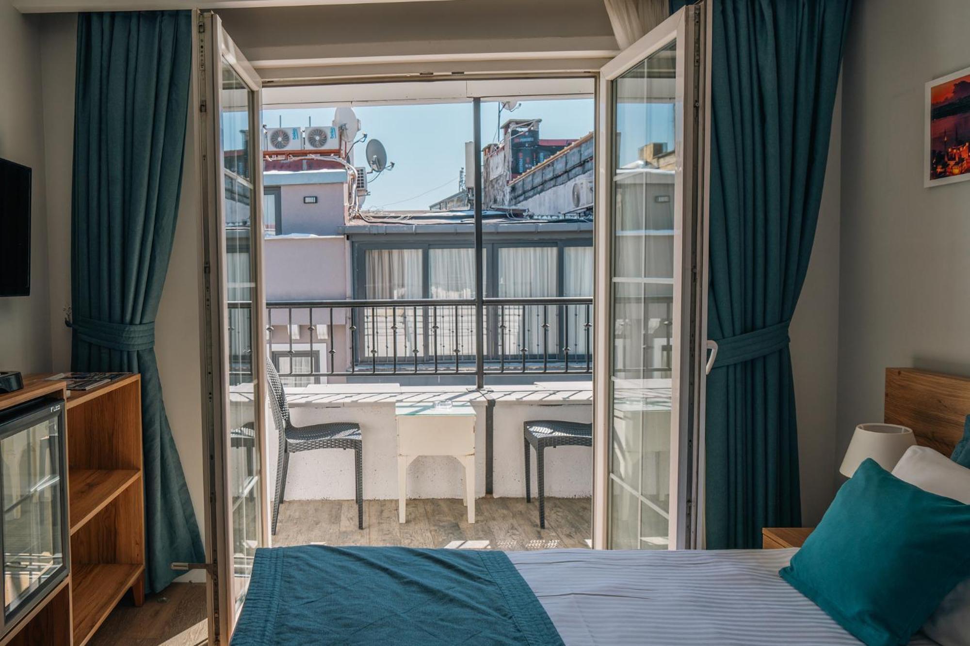 Taksim Santa Lucia Hotel Istanbul Eksteriør bilde
