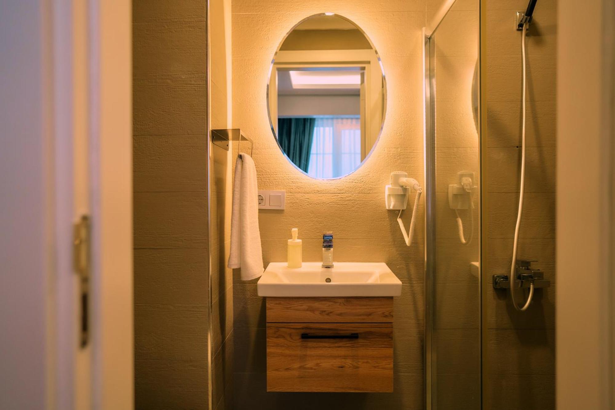 Taksim Santa Lucia Hotel Istanbul Eksteriør bilde